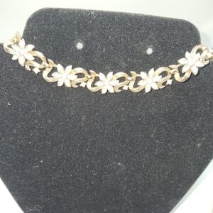 Vintage Trafari Gold and Rhinestone Floral Necklace bracelet and clip earrings